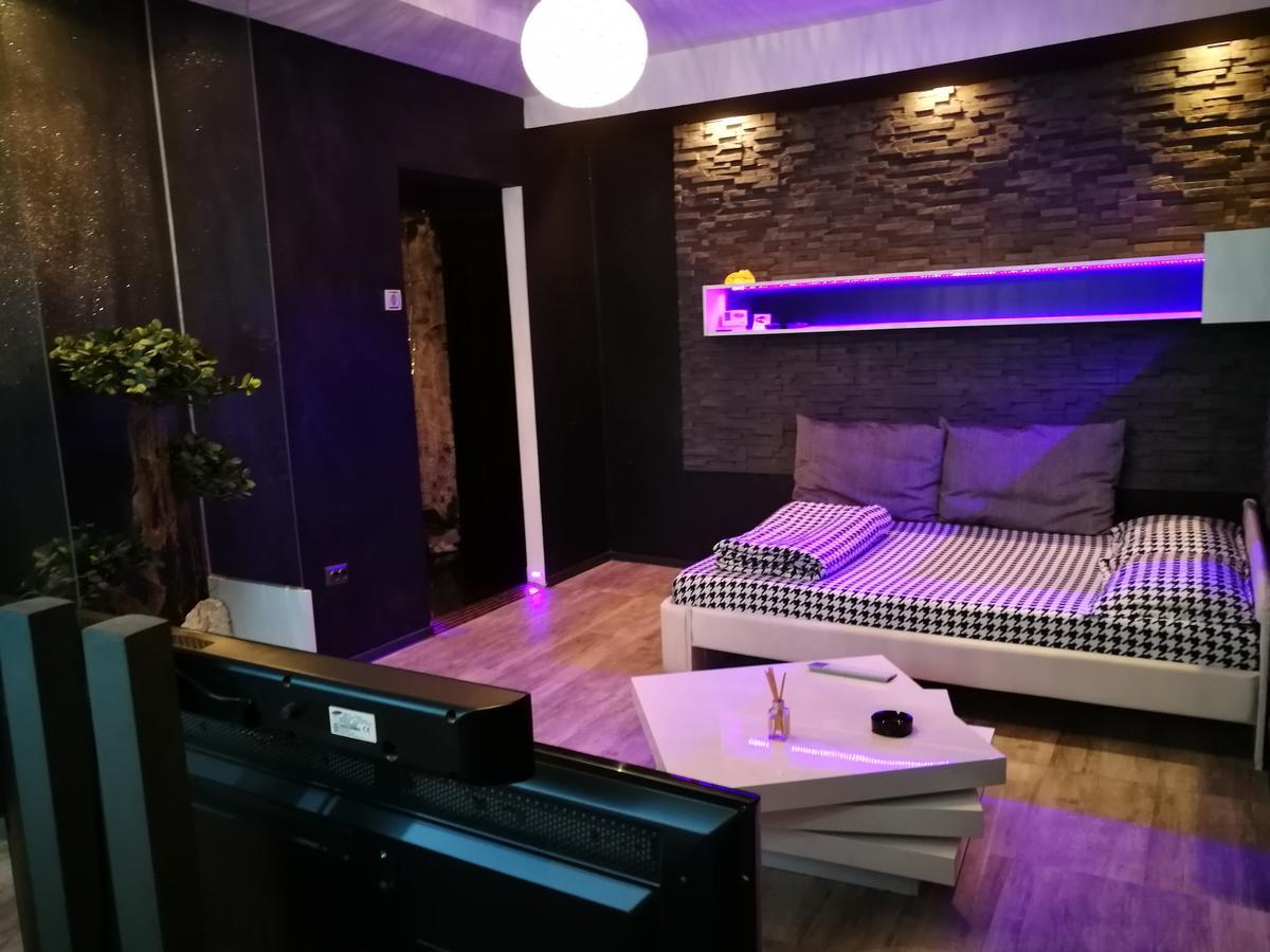 Excentric Studio 1 Braşov Esterno foto